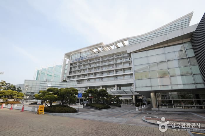 부산도시공사 아르피나 대표 이미지