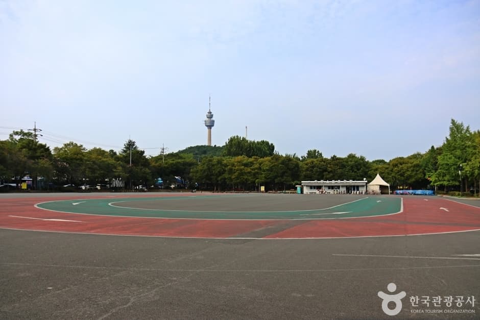 두류공원인라인스케이트장 대표 이미지
