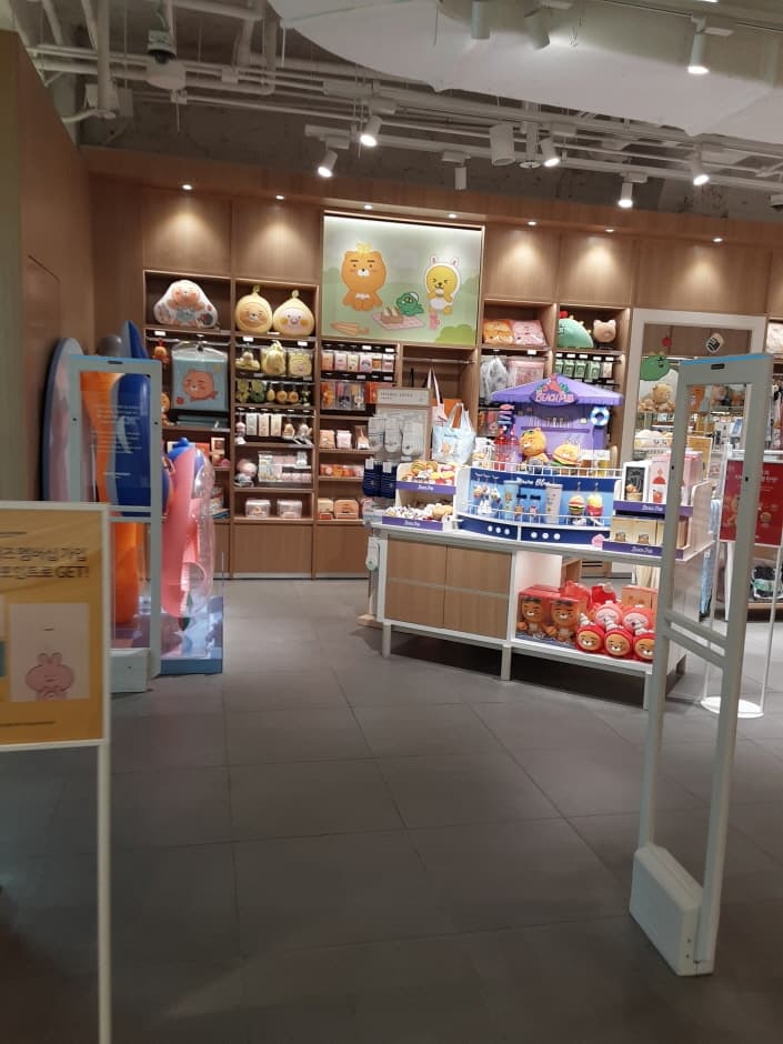 카카오프렌즈 영플라자명동 대표 이미지