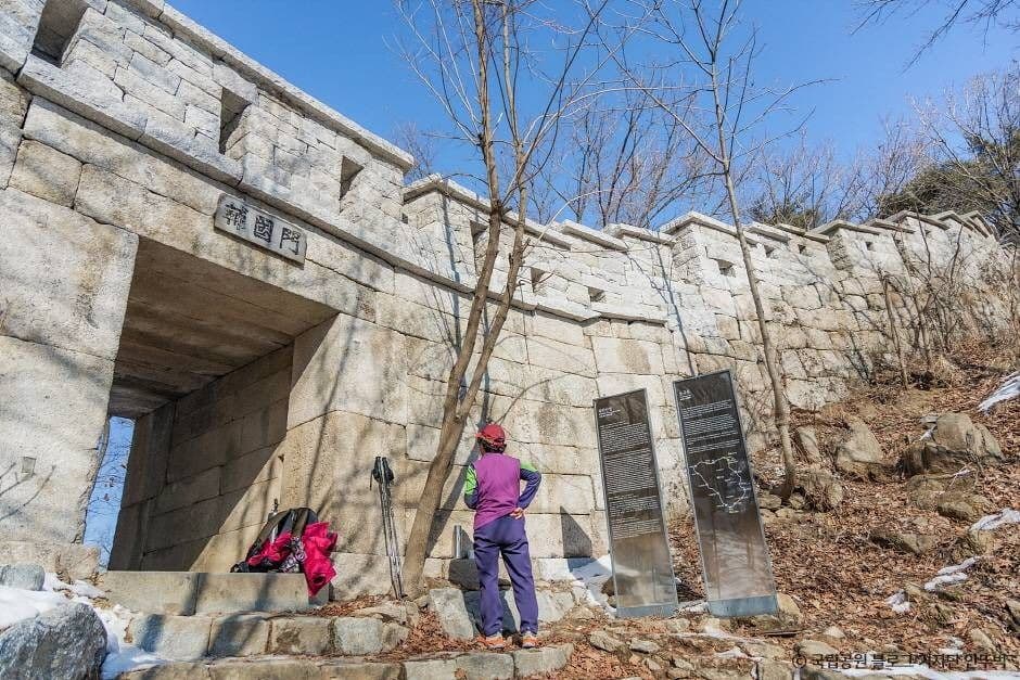 북한산성 대표 이미지