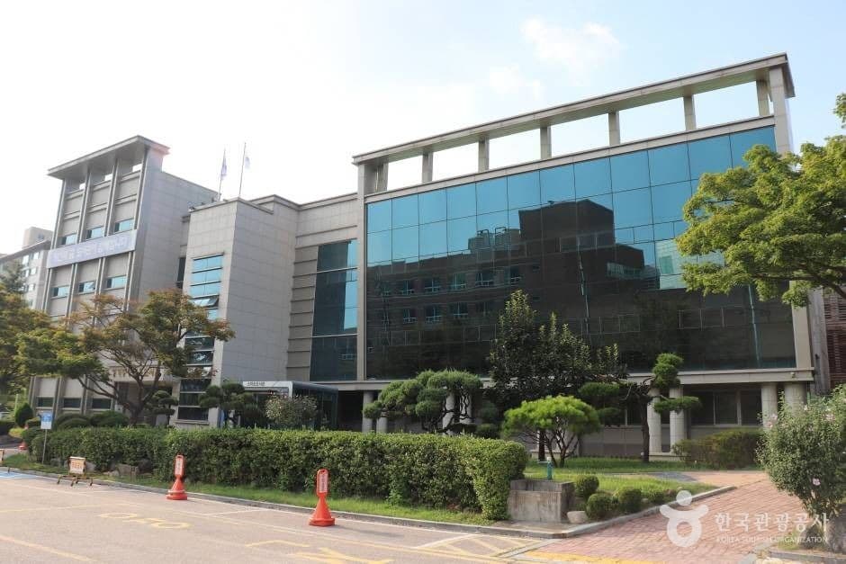 경기도교육청중앙도서관 대표 이미지