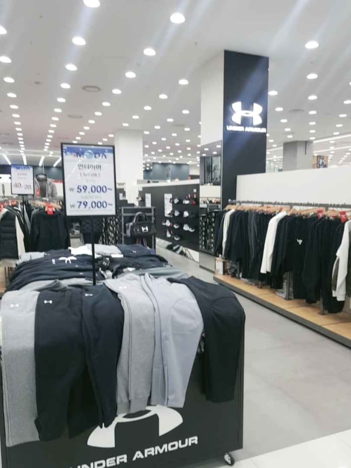 언더아머 모다아울렛 인천점 대표 이미지