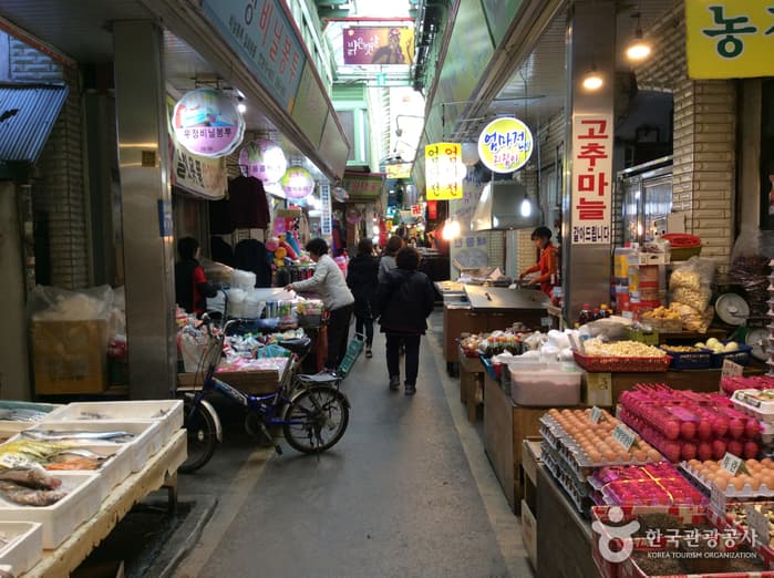 맛있는 먹을거리와 트랜드를 동시에 즐기기 대표 이미지