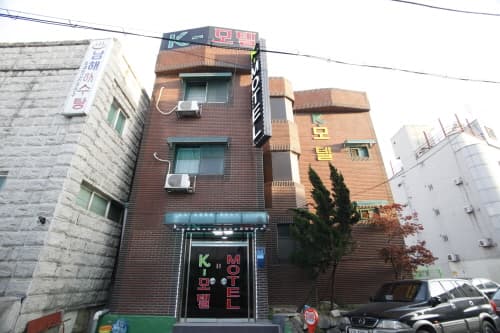 K-모텔 대표 이미지
