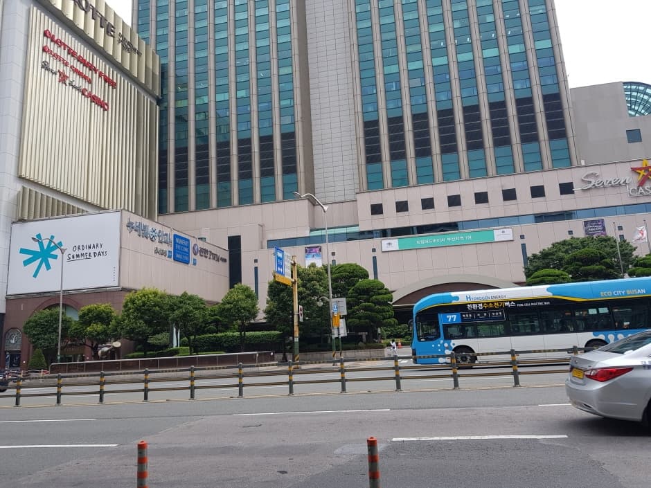 (주)부산롯데호텔 대표 이미지
