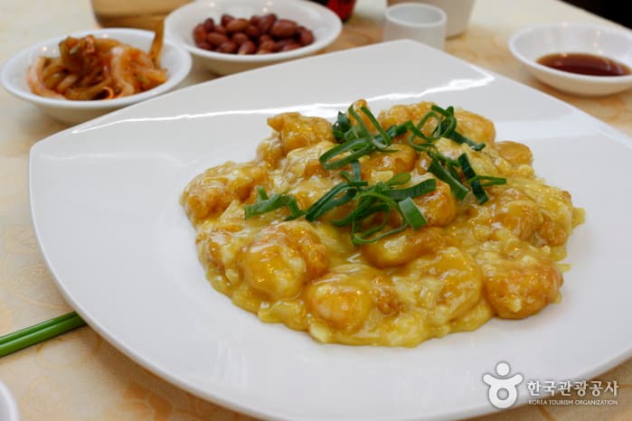 신승관 대표 이미지