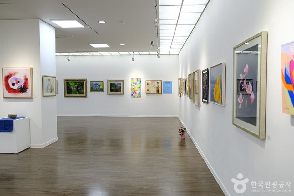 송파구립 예송미술관 대표 이미지