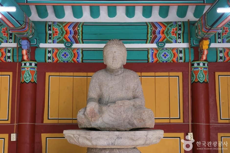 울주 간월사지 석조여래좌상 대표 이미지