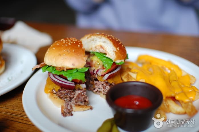 버거룸181 (BURGERROOM 181) 대표 이미지