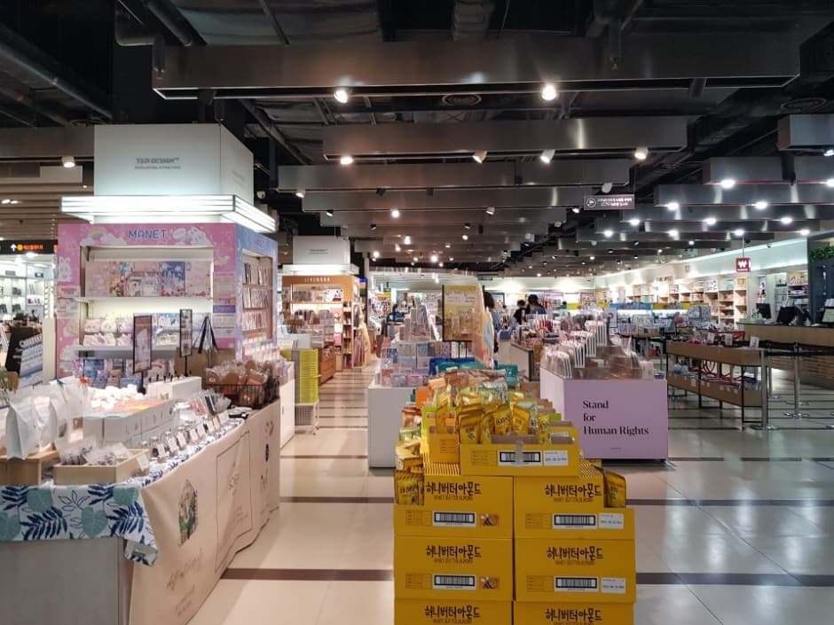 핫트랙스 대구점 대표 이미지