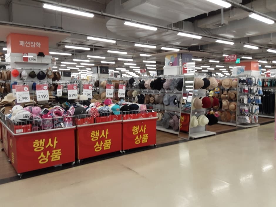 홈플러스스토어즈 동촌 대표 이미지