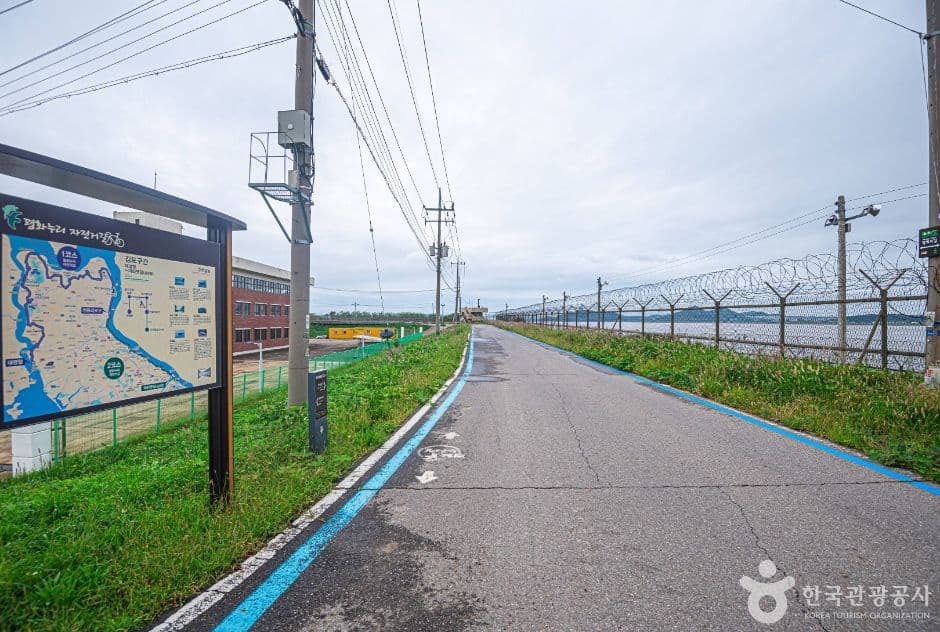[DMZ 평화의 길] 한강하구-애기봉 코스 대표 이미지