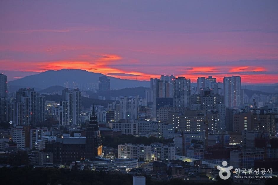 팔달산 대표 이미지