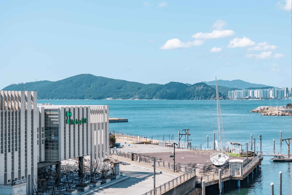 더베이101 대표 이미지