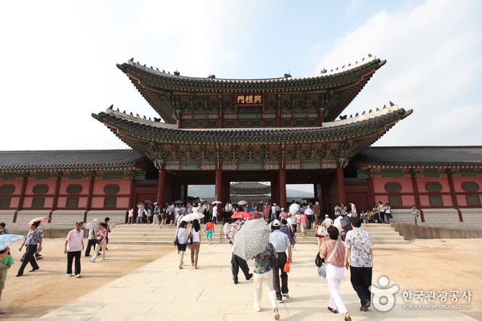 궁의 북쪽 자하문 돌아보기 대표 이미지