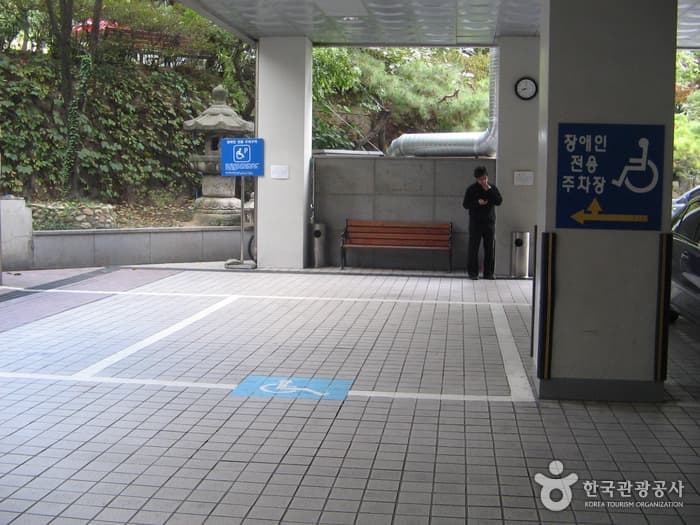 홍원 대표 이미지