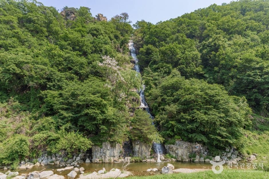 화도푸른물센터 피아노폭포 대표 이미지