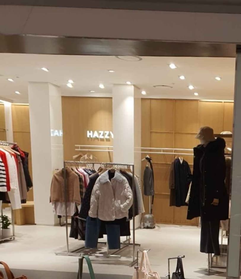 헤지스 대표 이미지