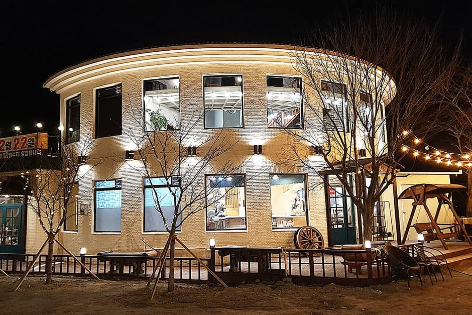 안영순베이커리카페 대표 이미지