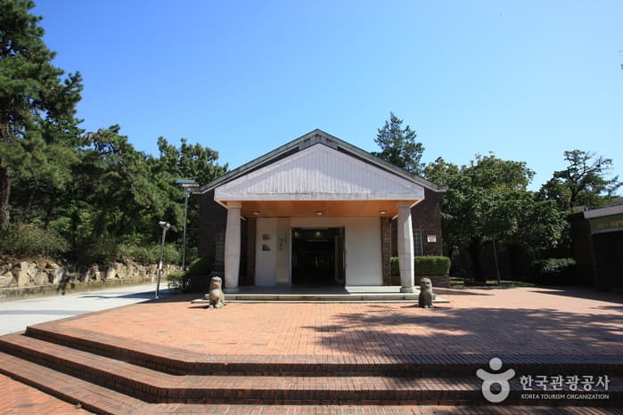 서울시립대학교 박물관 대표 이미지