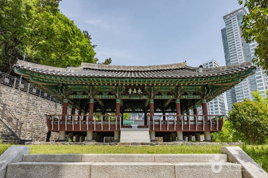 부산진성공원 대표 이미지