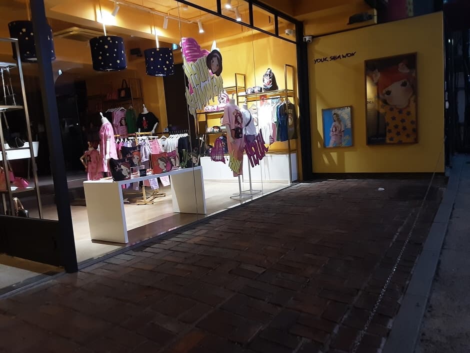 갤러리에이엠 가로수 대표 이미지