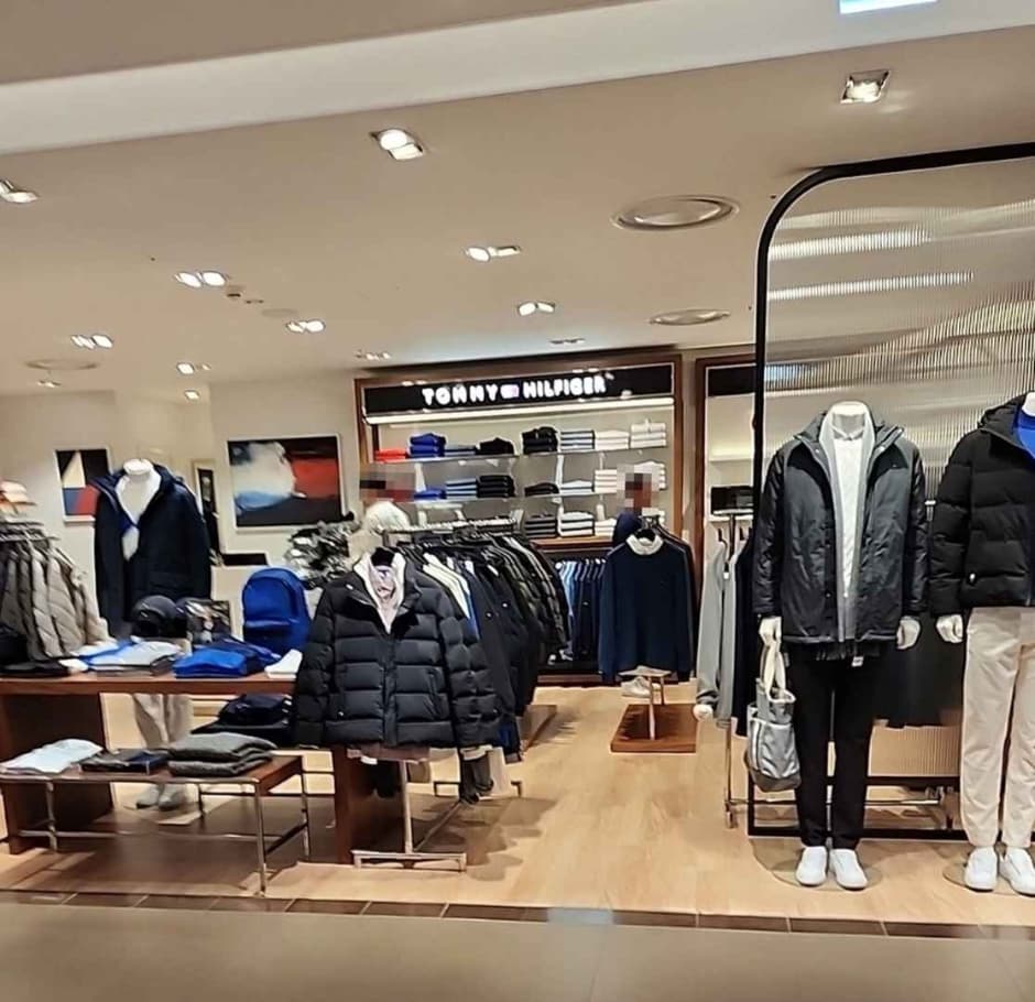 타미힐피거 대표 이미지