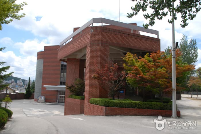 우송예술회관 대표 이미지