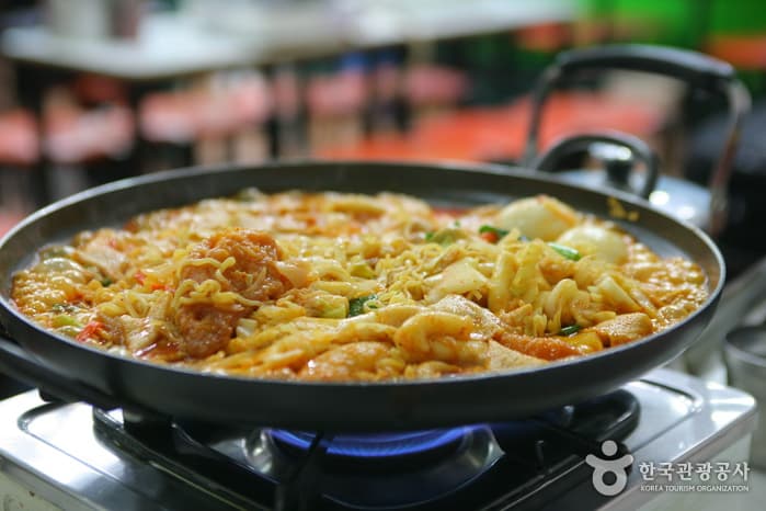 허리케인박 떡볶이닭발 (약속떡볶이) 대표 이미지