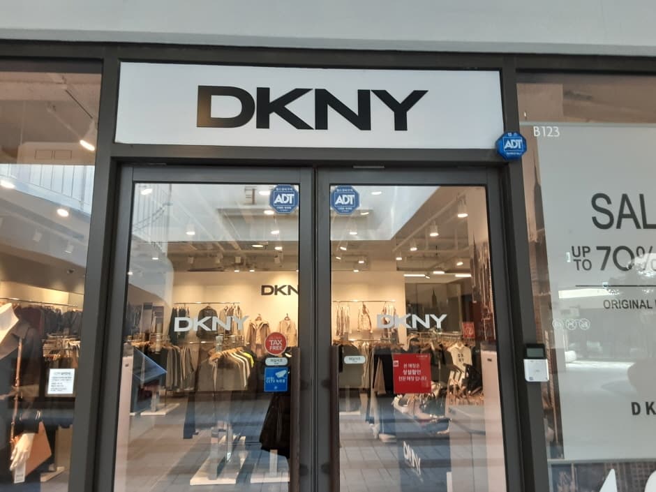한섬 DKNY 롯데동부산 대표 이미지