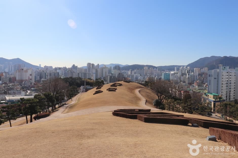 부산 복천동 고분군 대표 이미지